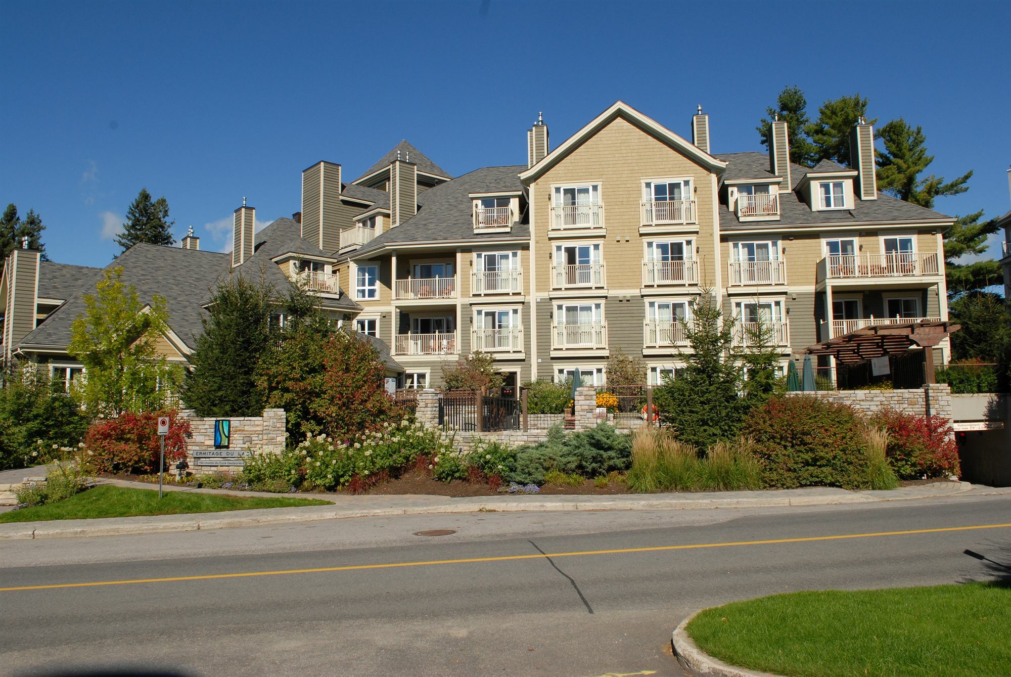 Ermitage Du Lac Mont-Tremblant Buitenkant foto